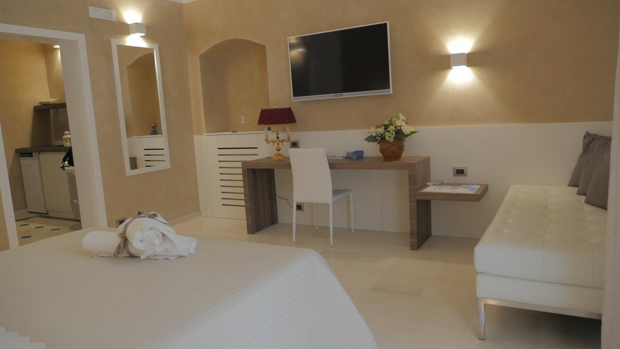 Borgo Marsala Bed and Breakfast Trani Εξωτερικό φωτογραφία